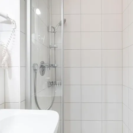 Seepark Mit Ahoi Badewelt & Balkon * Sellin (Rugen)
